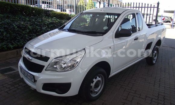 Acheter Occasion Voiture Chevrolet Corsa Blanc à Beitbridge, Matabeleland South Acheter Occasion Voiture Chevrolet Corsa Blanc à Beitbridge, Matabeleland South