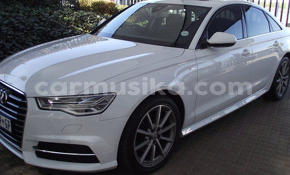 Buy Used Audi A4 White Car in Beitbridge in Matabeleland South Buy Used Audi A4 White Car in Beitbridge in Matabeleland South