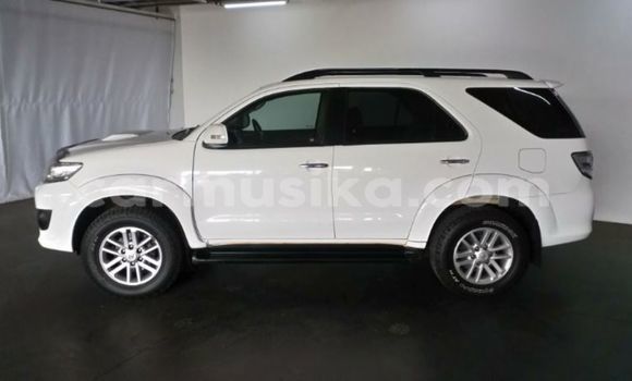 Tenga Tsaru Toyota Fortuner Chena Mota in Harare in Harare Tenga Tsaru Toyota Fortuner Chena Mota in Harare in Harare