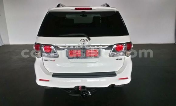 Tenga Tsaru Toyota Fortuner Chena Mota in Harare in Harare Tenga Tsaru Toyota Fortuner Chena Mota in Harare in Harare