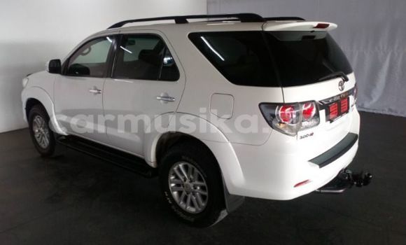 Tenga Tsaru Toyota Fortuner Chena Mota in Harare in Harare Tenga Tsaru Toyota Fortuner Chena Mota in Harare in Harare