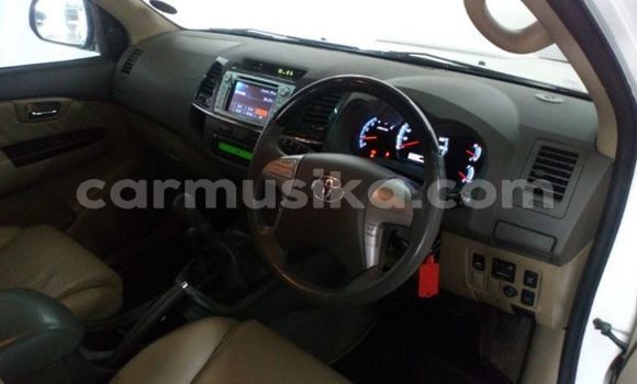 Tenga Tsaru Toyota Fortuner Chena Mota in Harare in Harare Tenga Tsaru Toyota Fortuner Chena Mota in Harare in Harare