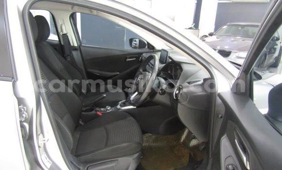 Tenga Tsaru Mazda 2 Zvimwe Mota in Beitbridge in Matabeleland South Tenga Tsaru Mazda 2 Zvimwe Mota in Beitbridge in Matabeleland South