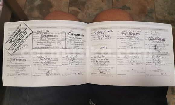 Buy Used Lexus IS White Car in Beitbridge in Matabeleland South Buy Used Lexus IS White Car in Beitbridge in Matabeleland South