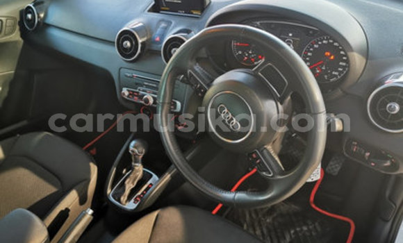 Acheter Occasion Voiture Audi A4 Blanc à Beitbridge, Matabeleland South Acheter Occasion Voiture Audi A4 Blanc à Beitbridge, Matabeleland South