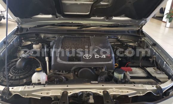 Tenga Tsaru Toyota Fortuner Zvimwe Mota in Beitbridge in Matabeleland South Tenga Tsaru Toyota Fortuner Zvimwe Mota in Beitbridge in Matabeleland South