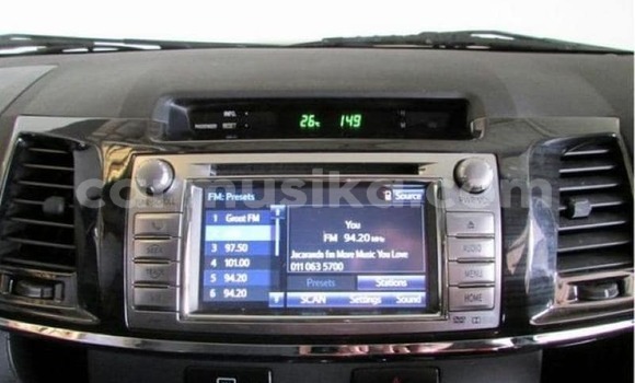 Tenga Tsaru Toyota Fortuner Sirivha Mota in Beitbridge in Matabeleland South Tenga Tsaru Toyota Fortuner Sirivha Mota in Beitbridge in Matabeleland South