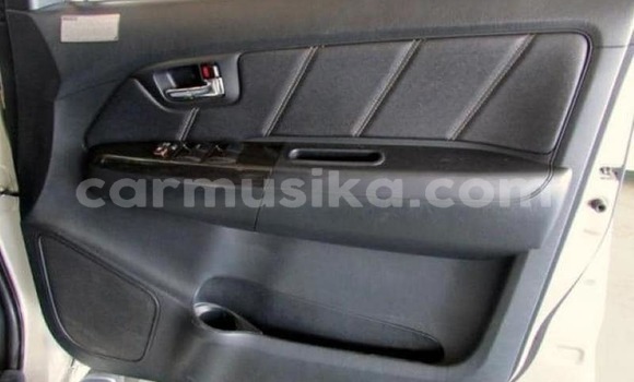 Tenga Tsaru Toyota Fortuner Sirivha Mota in Beitbridge in Matabeleland South Tenga Tsaru Toyota Fortuner Sirivha Mota in Beitbridge in Matabeleland South