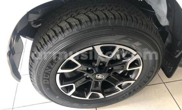 Buy Used Toyota Hilux White Car in Beitbridge in Matabeleland South Buy Used Toyota Hilux White Car in Beitbridge in Matabeleland South