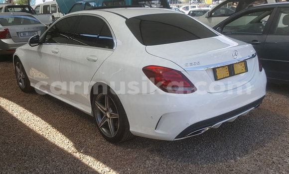 Tenga Tsaru Mercedes‒Benz C–Class Chena Mota in Harare in Harare Tenga Tsaru Mercedes‒Benz C–Class Chena Mota in Harare in Harare