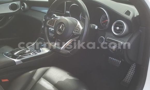 Tenga Tsaru Mercedes‒Benz C–Class Chena Mota in Harare in Harare Tenga Tsaru Mercedes‒Benz C–Class Chena Mota in Harare in Harare