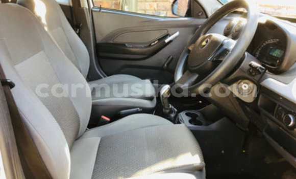 Acheter Occasion Voiture Chevrolet Corsa Bleu à Beitbridge, Matabeleland South Acheter Occasion Voiture Chevrolet Corsa Bleu à Beitbridge, Matabeleland South