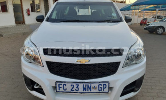 Acheter Occasion Voiture Chevrolet Corsa Blanc à Beitbridge, Matabeleland South Acheter Occasion Voiture Chevrolet Corsa Blanc à Beitbridge, Matabeleland South
