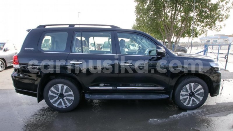 Big with watermark toyota land cruiser harare import dubai 8294