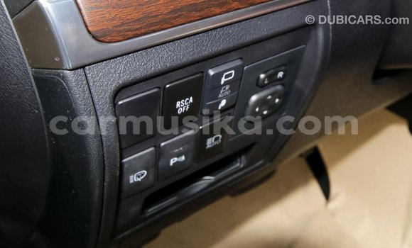 Acheter Import Voiture Toyota Land Cruiser Noir à Import - Dubai, Harare Acheter Import Voiture Toyota Land Cruiser Noir à Import - Dubai, Harare