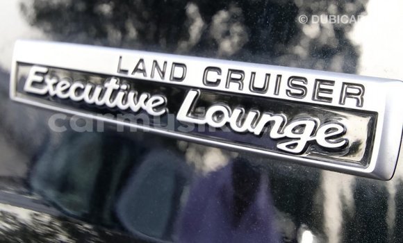 Acheter Import Voiture Toyota Land Cruiser Noir à Import - Dubai, Harare Acheter Import Voiture Toyota Land Cruiser Noir à Import - Dubai, Harare