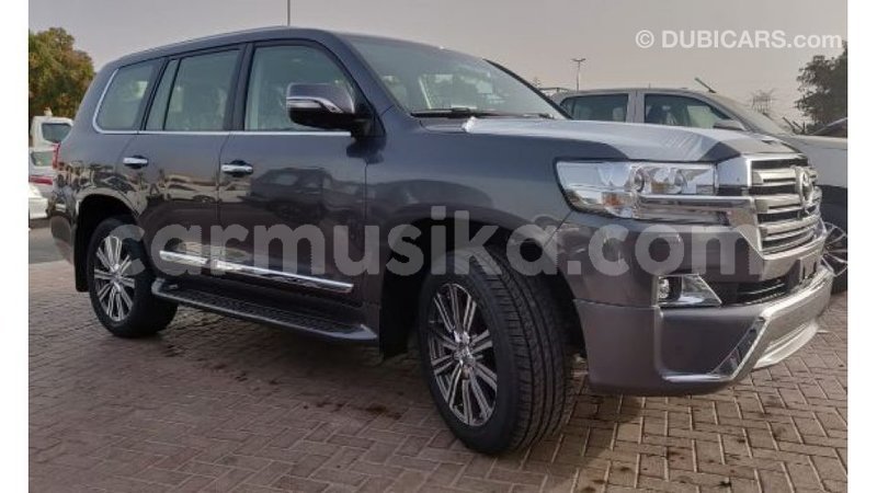 Big with watermark toyota land cruiser harare import dubai 8296