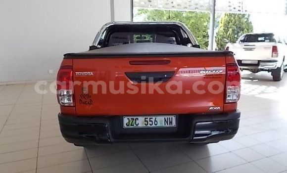 Acheter Occasion Voiture Toyota Hilux Beige à Beitbridge, Matabeleland South Acheter Occasion Voiture Toyota Hilux Beige à Beitbridge, Matabeleland South