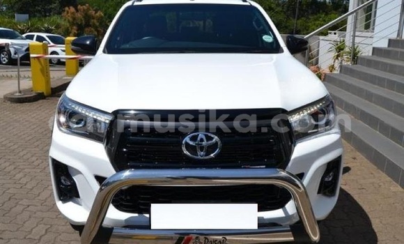Acheter Occasion Voiture Toyota Hilux Blanc à Harare, Harare Acheter Occasion Voiture Toyota Hilux Blanc à Harare, Harare