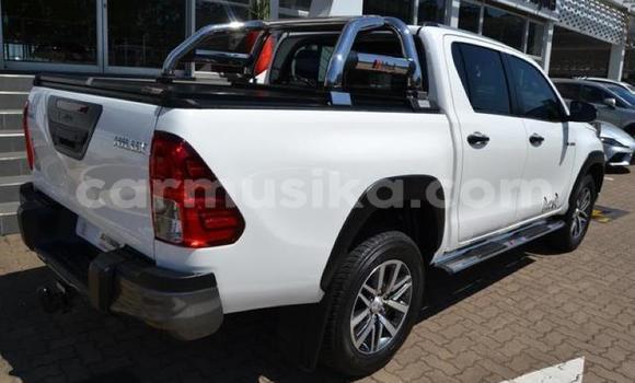 Acheter Occasion Voiture Toyota Hilux Blanc à Harare, Harare Acheter Occasion Voiture Toyota Hilux Blanc à Harare, Harare