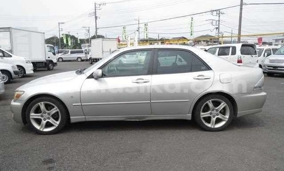 Tenga Tsaru Toyota Altezza Sirivha Mota in Harare in Harare Tenga Tsaru Toyota Altezza Sirivha Mota in Harare in Harare