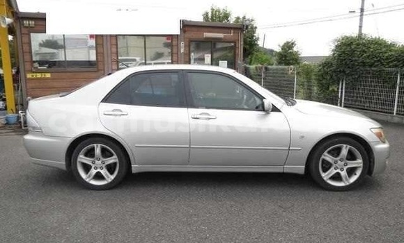 Tenga Tsaru Toyota Altezza Sirivha Mota in Harare in Harare Tenga Tsaru Toyota Altezza Sirivha Mota in Harare in Harare