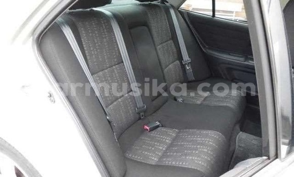 Tenga Tsaru Toyota Altezza Sirivha Mota in Harare in Harare Tenga Tsaru Toyota Altezza Sirivha Mota in Harare in Harare