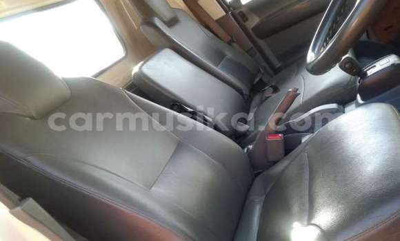 Acheter Occasion Voiture Isuzu D–MAX Blanc à Bulawayo, Bulawayo Acheter Occasion Voiture Isuzu D–MAX Blanc à Bulawayo, Bulawayo