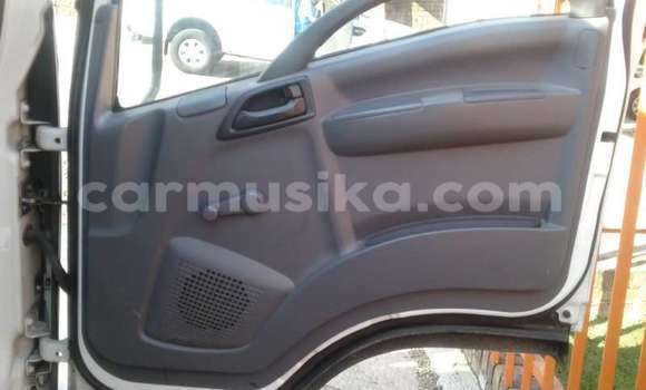 Acheter Occasion Voiture Isuzu D–MAX Blanc à Bulawayo, Bulawayo Acheter Occasion Voiture Isuzu D–MAX Blanc à Bulawayo, Bulawayo