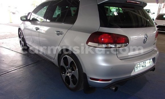 Acheter Occasion Voiture Volkswagen Golf GTI Gris à Beitbridge, Matabeleland South Acheter Occasion Voiture Volkswagen Golf GTI Gris à Beitbridge, Matabeleland South