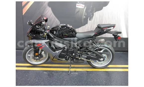 Tenga Itsva Suzuki GSX–R Nhema Bike in Ruwa in Mashonaland yeKumabvazuva Tenga Itsva Suzuki GSX–R Nhema Bike in Ruwa in Mashonaland yeKumabvazuva