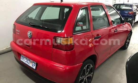 Nunua Ilio tumika Volkswagen Polo Nyekundu Gari ndani ya Beitbridge nchini Matabeleland Kusini Nunua Ilio tumika Volkswagen Polo Nyekundu Gari ndani ya Beitbridge nchini Matabeleland Kusini