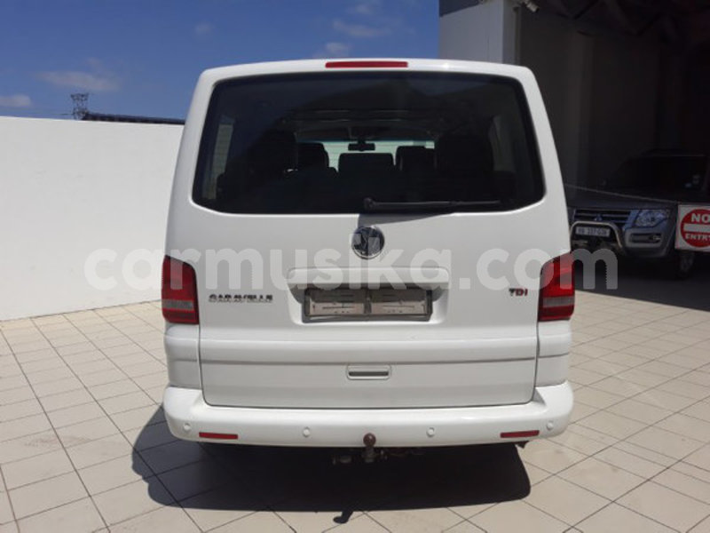 Big with watermark volkswagen caravelle matabeleland south beitbridge 8332