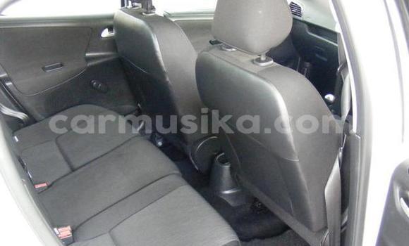 Acheter Occasion Voiture Peugeot 207 Blanc à Beitbridge, Matabeleland South Acheter Occasion Voiture Peugeot 207 Blanc à Beitbridge, Matabeleland South