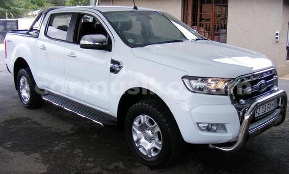 Acheter Occasion Voiture Ford Ranger Blanc à Beitbridge, Matabeleland South Acheter Occasion Voiture Ford Ranger Blanc à Beitbridge, Matabeleland South