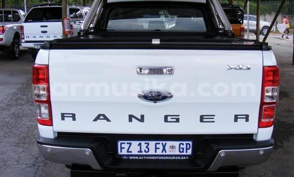Acheter Occasion Voiture Ford Ranger Blanc à Beitbridge, Matabeleland South Acheter Occasion Voiture Ford Ranger Blanc à Beitbridge, Matabeleland South