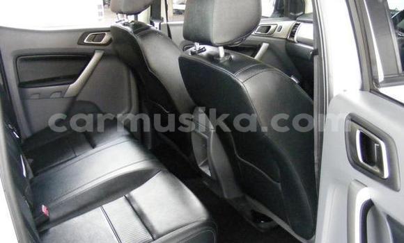 Acheter Occasion Voiture Ford Ranger Blanc à Beitbridge, Matabeleland South Acheter Occasion Voiture Ford Ranger Blanc à Beitbridge, Matabeleland South