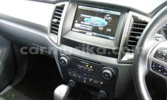 Acheter Occasion Voiture Ford Ranger Blanc à Beitbridge, Matabeleland South Acheter Occasion Voiture Ford Ranger Blanc à Beitbridge, Matabeleland South