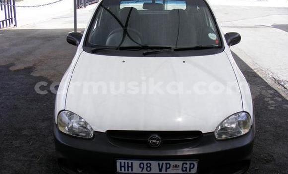 Nunua Ilio tumika Opel Corsa Nyeupe Gari ndani ya Beitbridge nchini Matabeleland Kusini