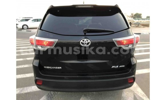 Acheter Import Voiture Toyota Highlander Noir à Import - Dubai, Harare Acheter Import Voiture Toyota Highlander Noir à Import - Dubai, Harare