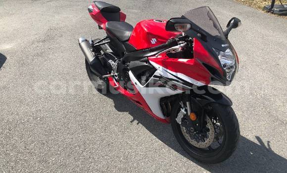 Tenga Tsaru Suzuki GSX–R Zvimwe Bike in Dzivarasekwa in Harare Tenga Tsaru Suzuki GSX–R Zvimwe Bike in Dzivarasekwa in Harare