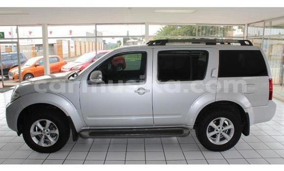 Acheter Occasion Voiture Nissan Pathfinder Gris à Beitbridge, Matabeleland South Acheter Occasion Voiture Nissan Pathfinder Gris à Beitbridge, Matabeleland South