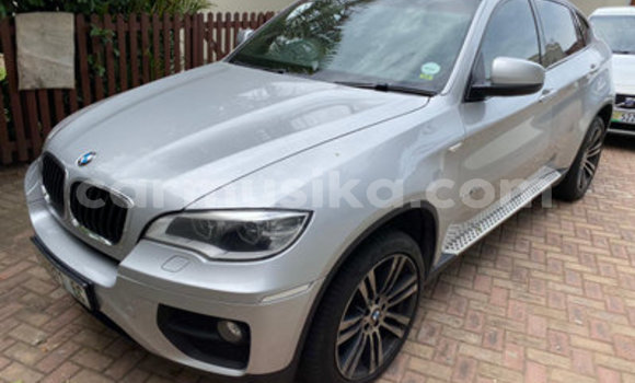 Acheter Occasion Voiture BMW X6 M Gris à Beitbridge, Matabeleland South Acheter Occasion Voiture BMW X6 M Gris à Beitbridge, Matabeleland South