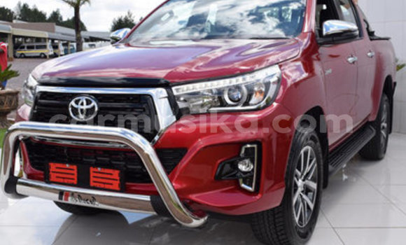Buy Used Toyota Hilux Red Car in Beitbridge in Matabeleland South Buy Used Toyota Hilux Red Car in Beitbridge in Matabeleland South