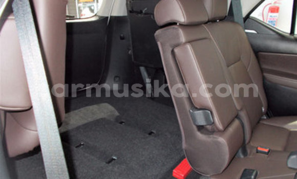 Acheter Occasion Voiture Toyota Hilux Blanc à Beitbridge, Matabeleland South Acheter Occasion Voiture Toyota Hilux Blanc à Beitbridge, Matabeleland South