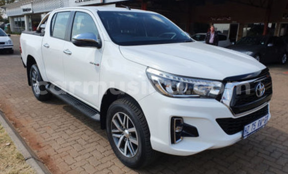 Acheter Occasion Voiture Toyota Hilux Blanc à Beitbridge, Matabeleland South Acheter Occasion Voiture Toyota Hilux Blanc à Beitbridge, Matabeleland South