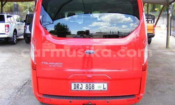 Acheter Occasion Voiture Ford Tourneo Custom Rouge à Beitbridge, Matabeleland South Acheter Occasion Voiture Ford Tourneo Custom Rouge à Beitbridge, Matabeleland South