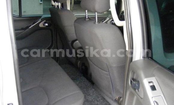 Acheter Occasion Voiture Nissan Navara Gris à Beitbridge, Matabeleland South Acheter Occasion Voiture Nissan Navara Gris à Beitbridge, Matabeleland South