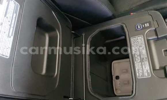 Acheter Occasion Voiture Lexus LX 570 Blanc à Beitbridge, Matabeleland South Acheter Occasion Voiture Lexus LX 570 Blanc à Beitbridge, Matabeleland South