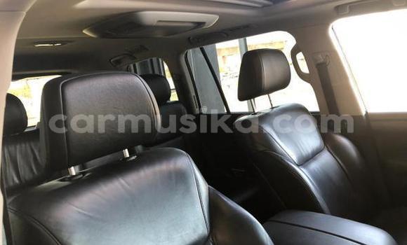 Acheter Occasion Voiture Lexus LX 570 Blanc à Beitbridge, Matabeleland South Acheter Occasion Voiture Lexus LX 570 Blanc à Beitbridge, Matabeleland South